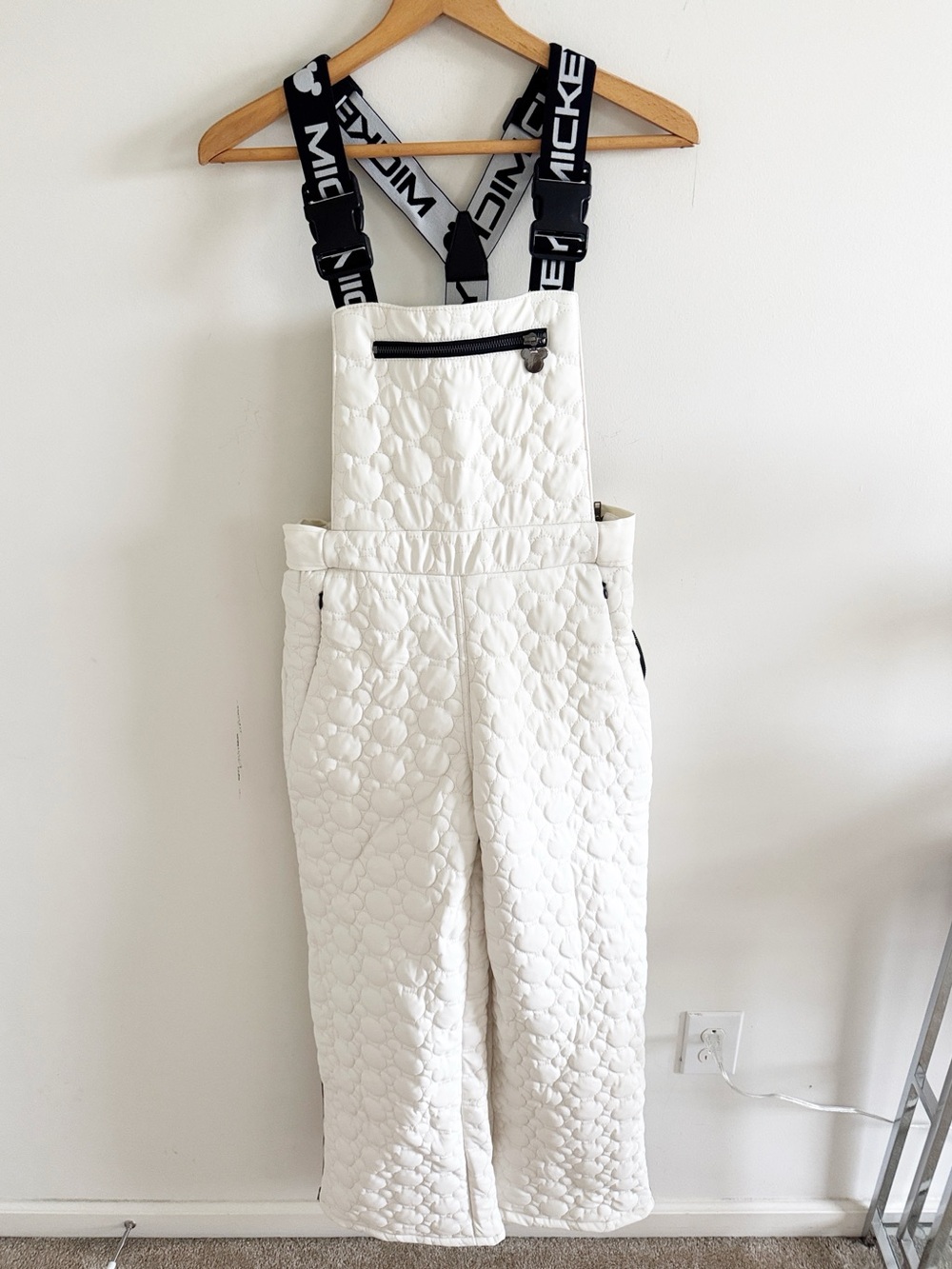 FOREVER 21 x Disney Mickey Mouse Quilted Overalls One piece snow ski Jumpsuit M